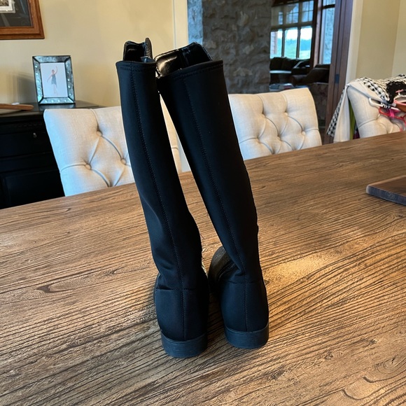 Stuart Weitzman Girls 5050 Shimmer Boots - Picture 5 of 9